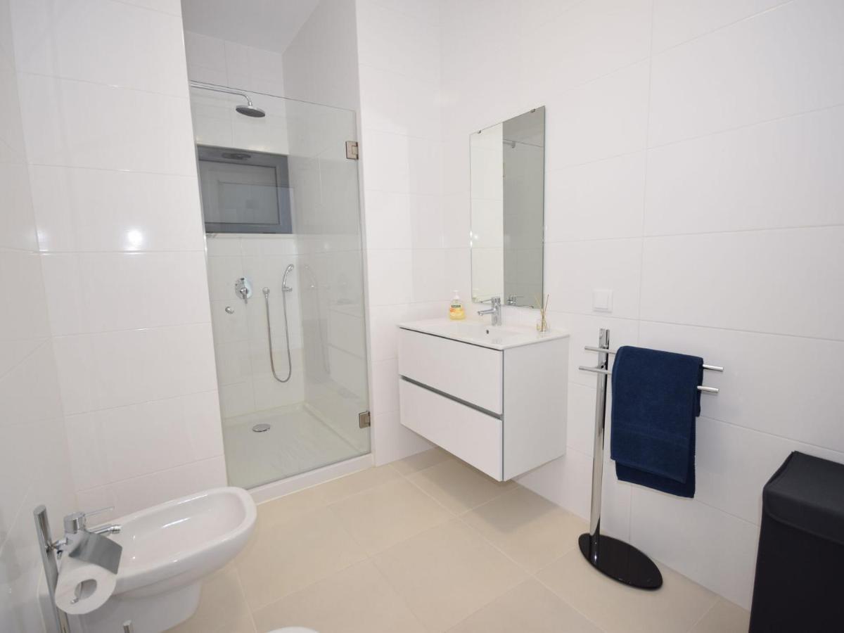 Modern Villa With Private Pool Near The Beautiful Beach Of Foz De Arelho Nadadouro Eksteriør billede